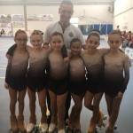 ivan-bovara-con-le-atlete-della-categoria-giovanissimi-a-e-b